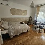 Apartamento Friendly Tuzla
