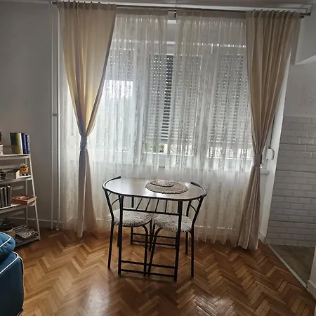 Friendly * Тузла